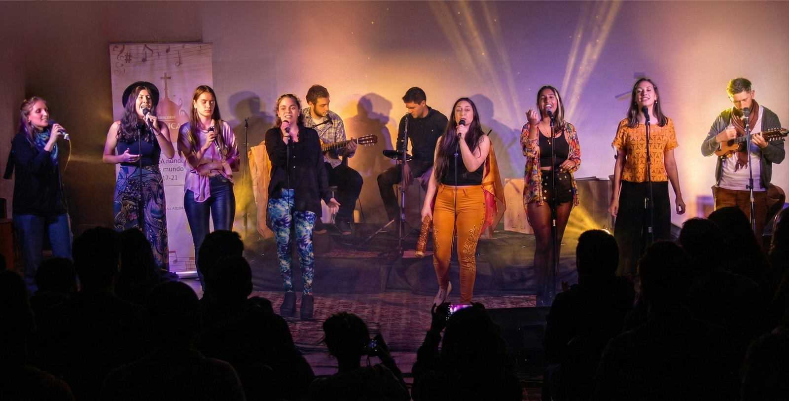 Músicos católicos en estudio